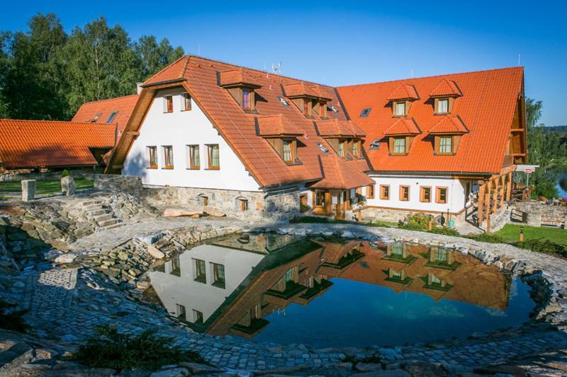 Hotel Leyla Frymburk Exterior foto